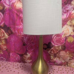 Elegant Gold Table Lamp with White Shade